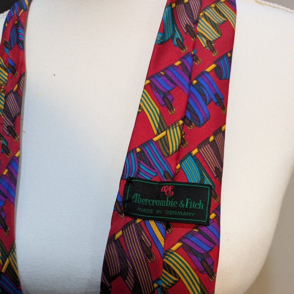 Vintage Abercrombie And Fitch Colorful Patterned Women's Tie - Picture 2 of 3